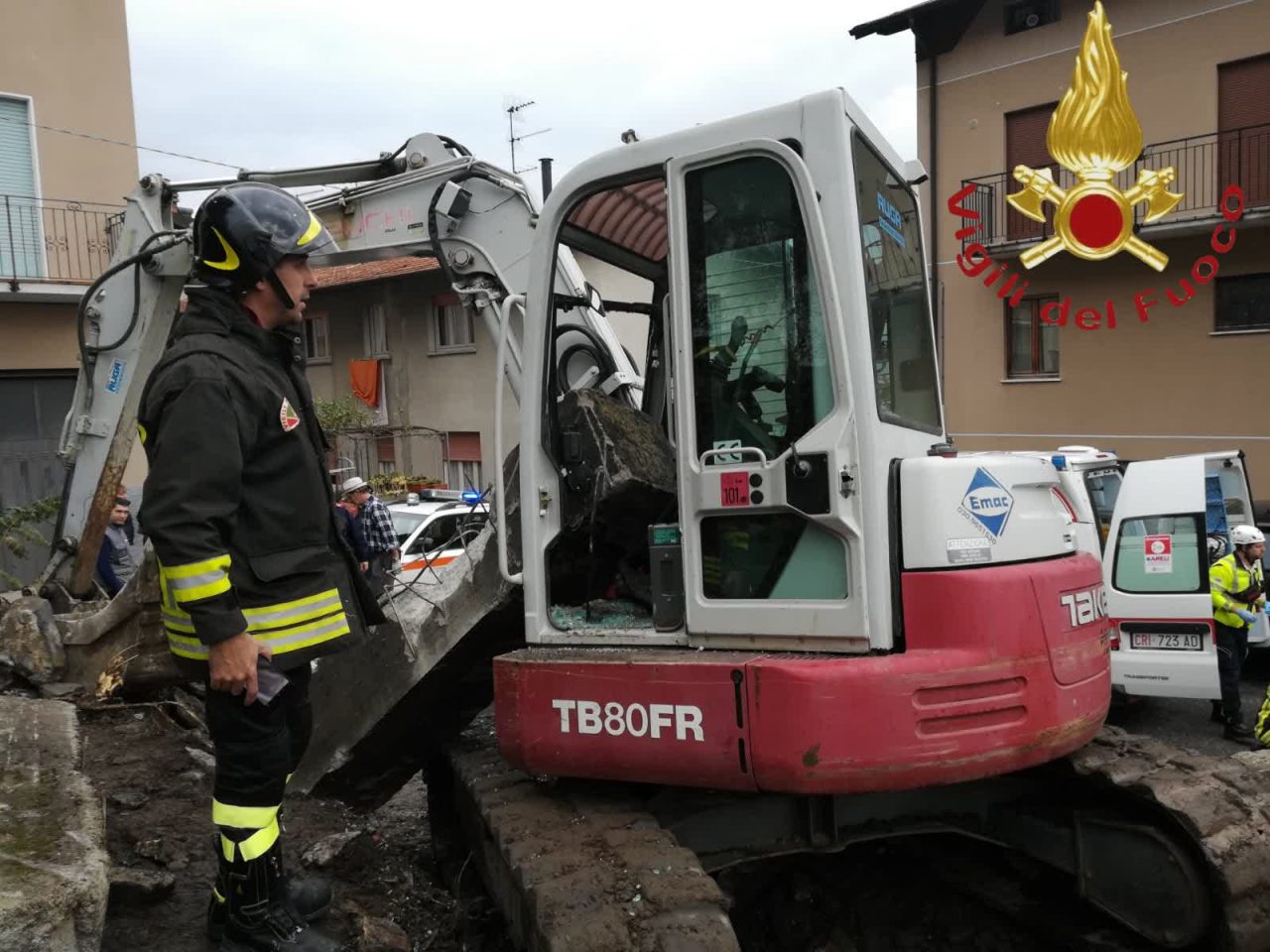 Incidente sul lavoro a San Siro: paura per un operaio FOTO