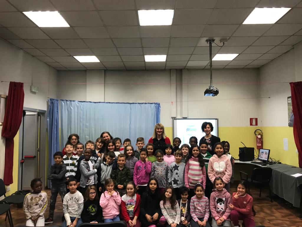 La poetessa Mara De Maestri incontra gli studenti