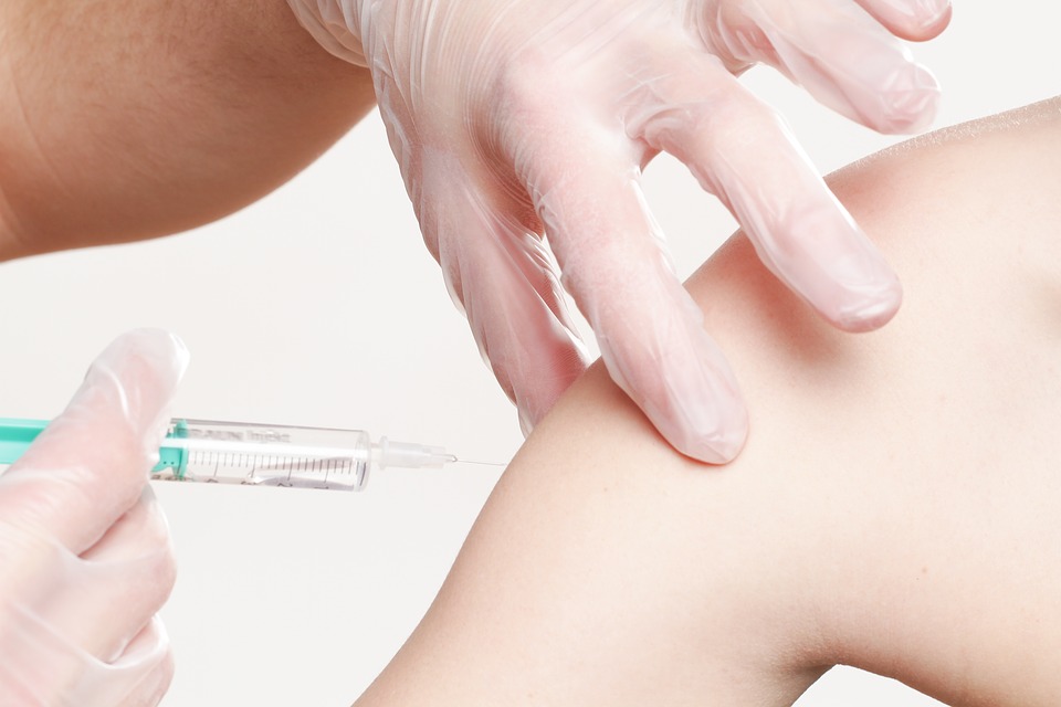 Campagna antinfluenzale, ecco i numeri: vaccinazione solo per il 22,75% degli over 65