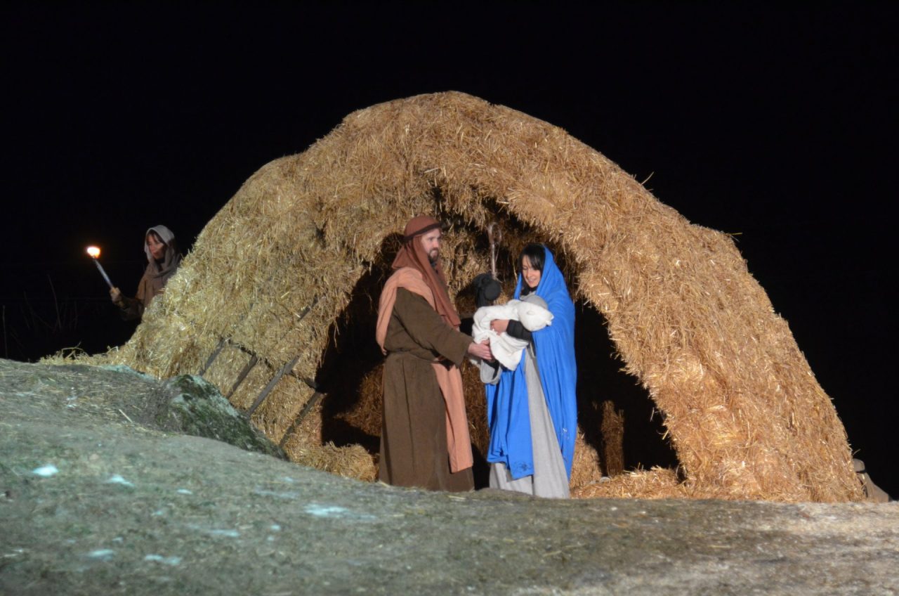 Grande successo per il presepe vivente nella contrada di Vetto