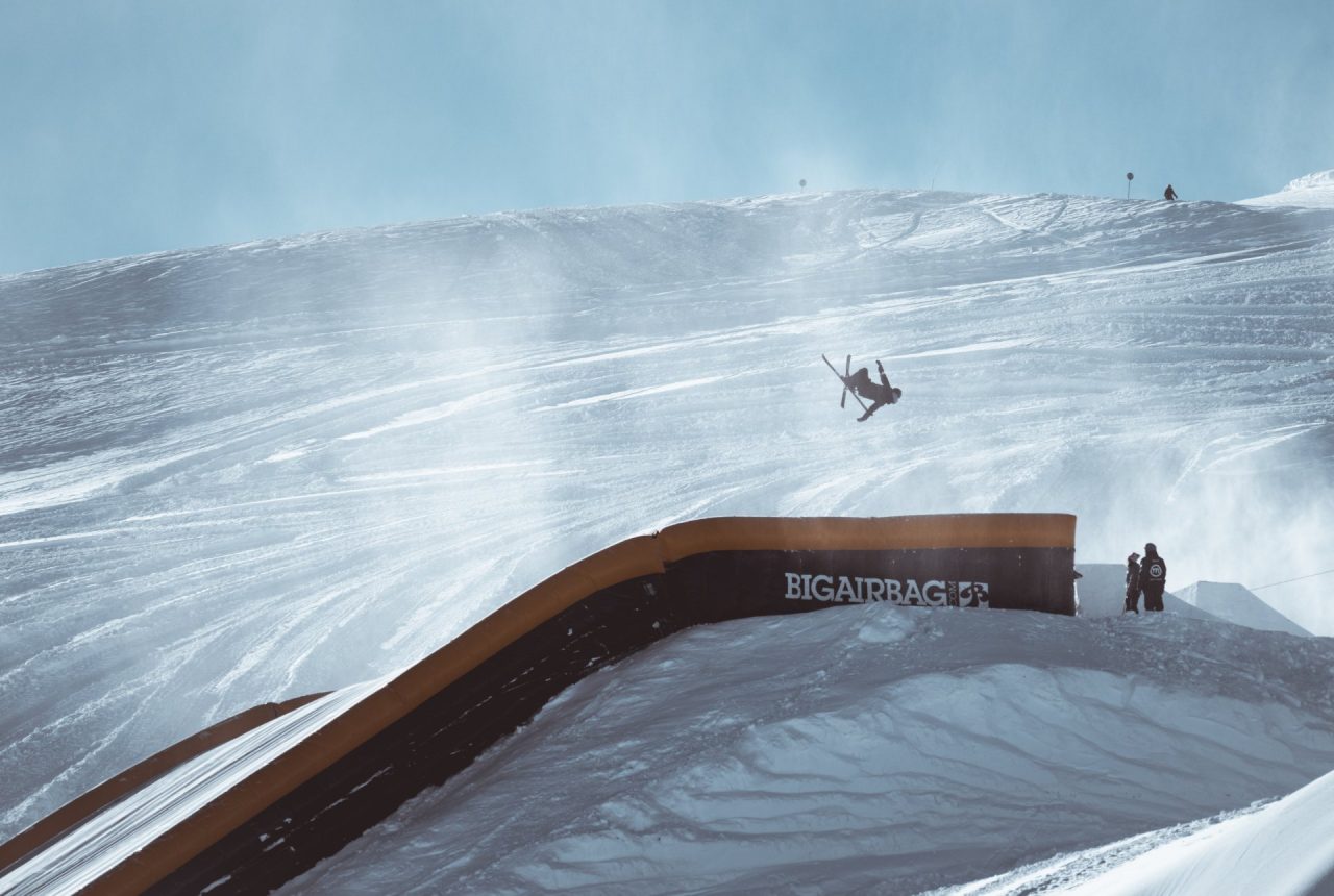 Allenamenti internazionali in corso nello Snowpark Mottolino di Livigno