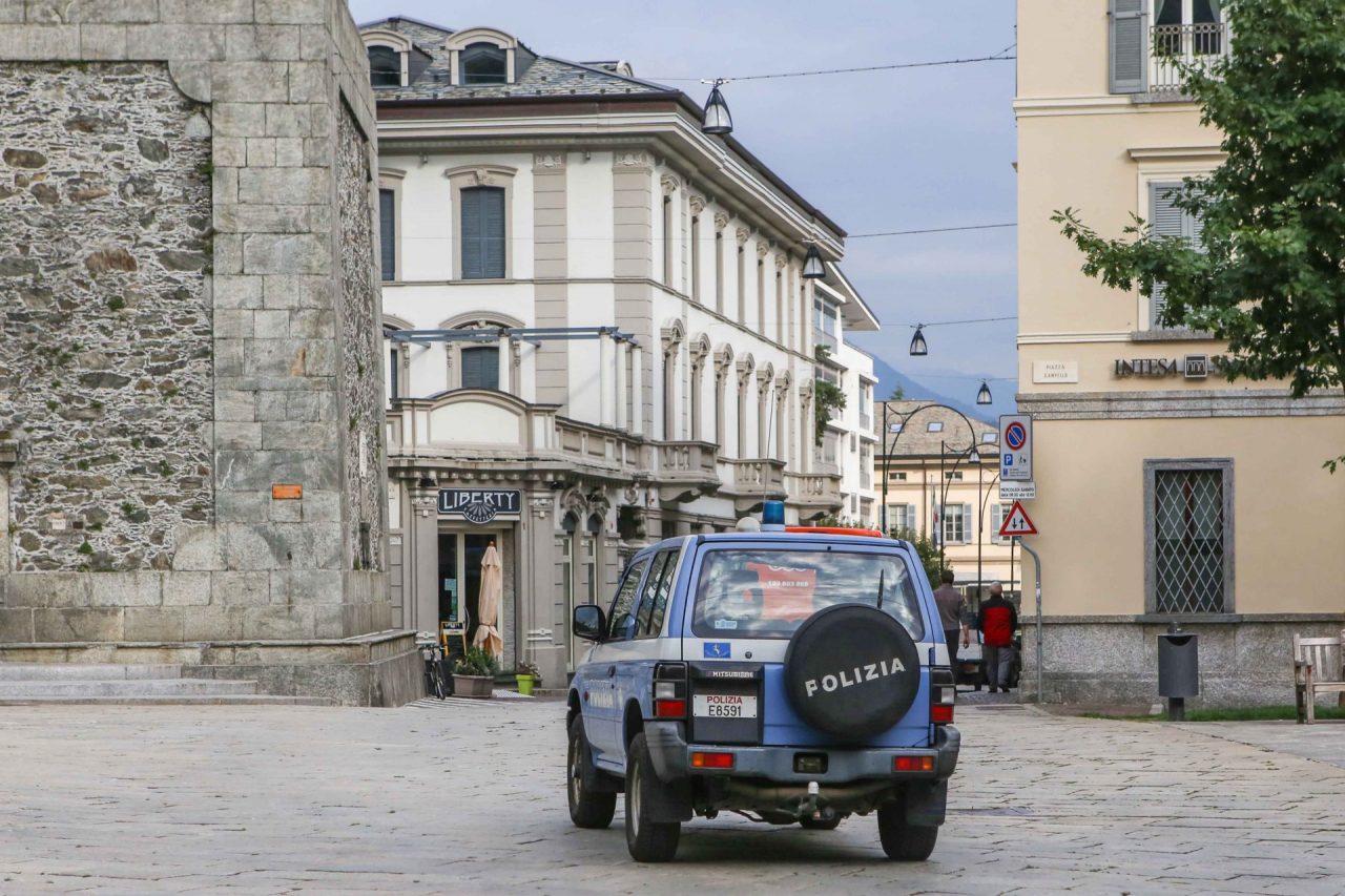 Rapina in un negozio a Sondrio
