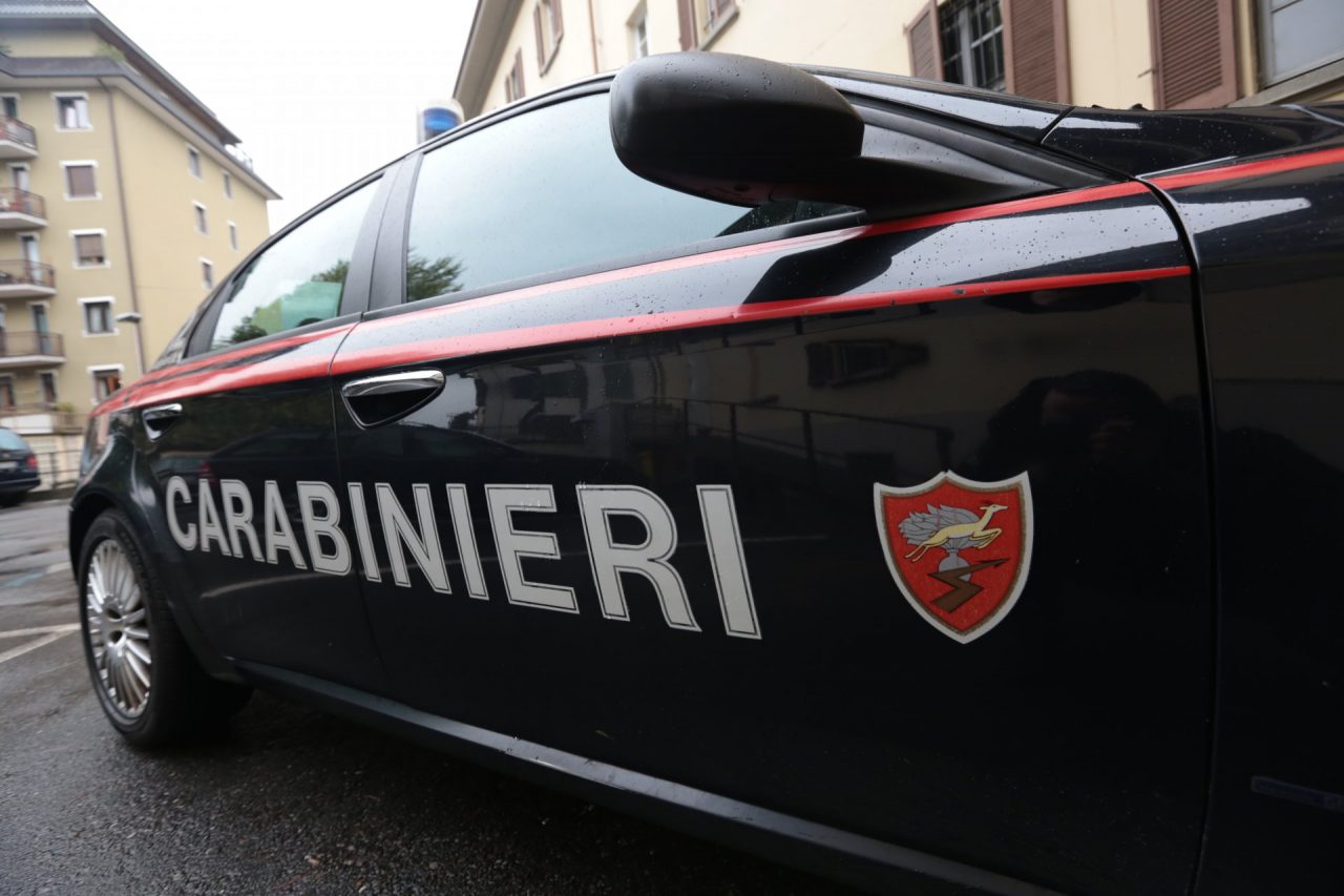 Violenza e armi: arrestati tre valtellinesi