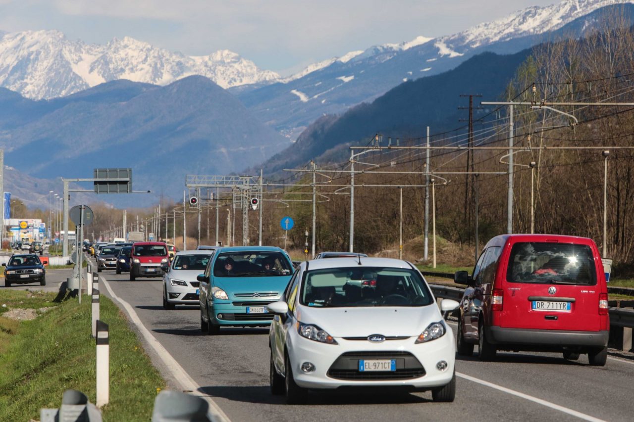 Semaforo sulla 38 a San Giacomo, si apre il confronto