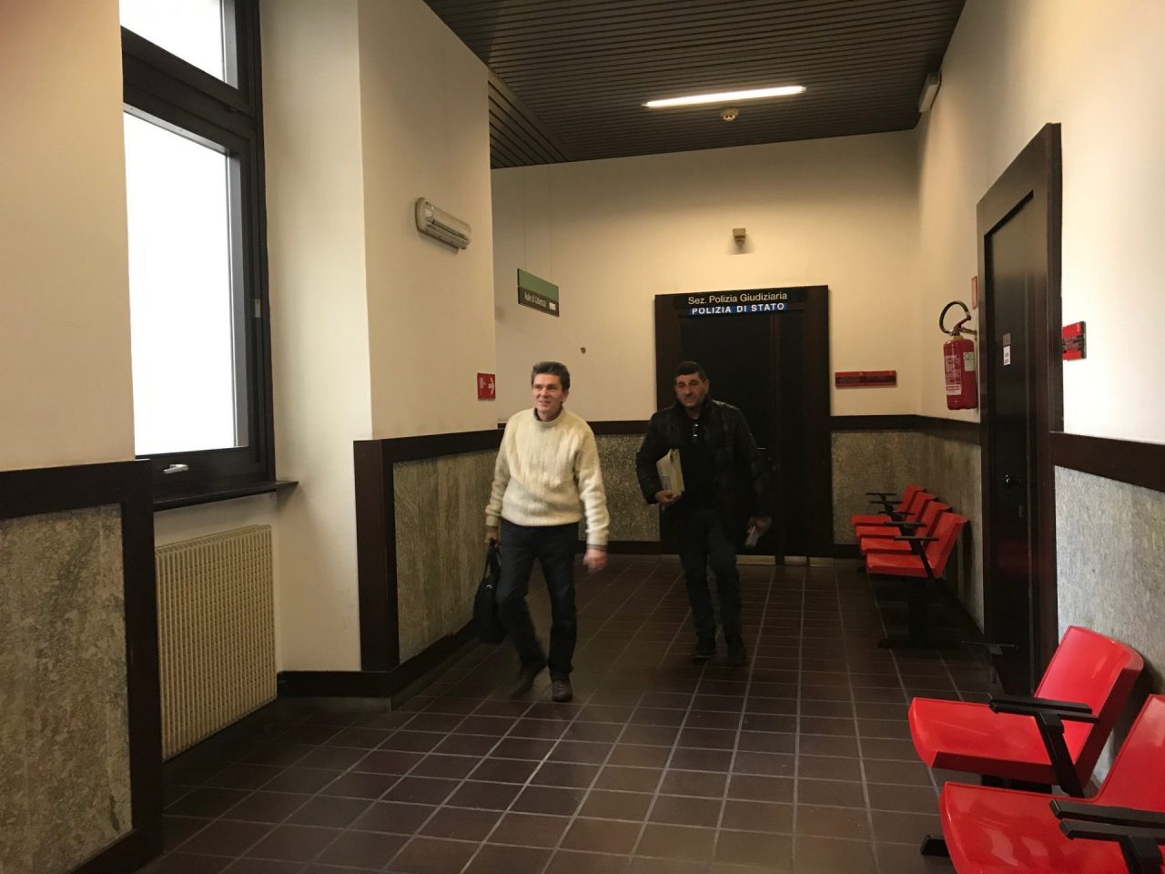 Omicidio a Sondrio: la donna che ha ucciso il fratello resta in carcere