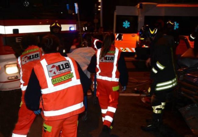 Violenta lite a Caspoggio, ragazza di 29 anni in ospedale