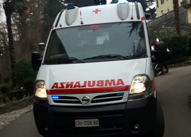 Incidente in moto, paura per un 49enne