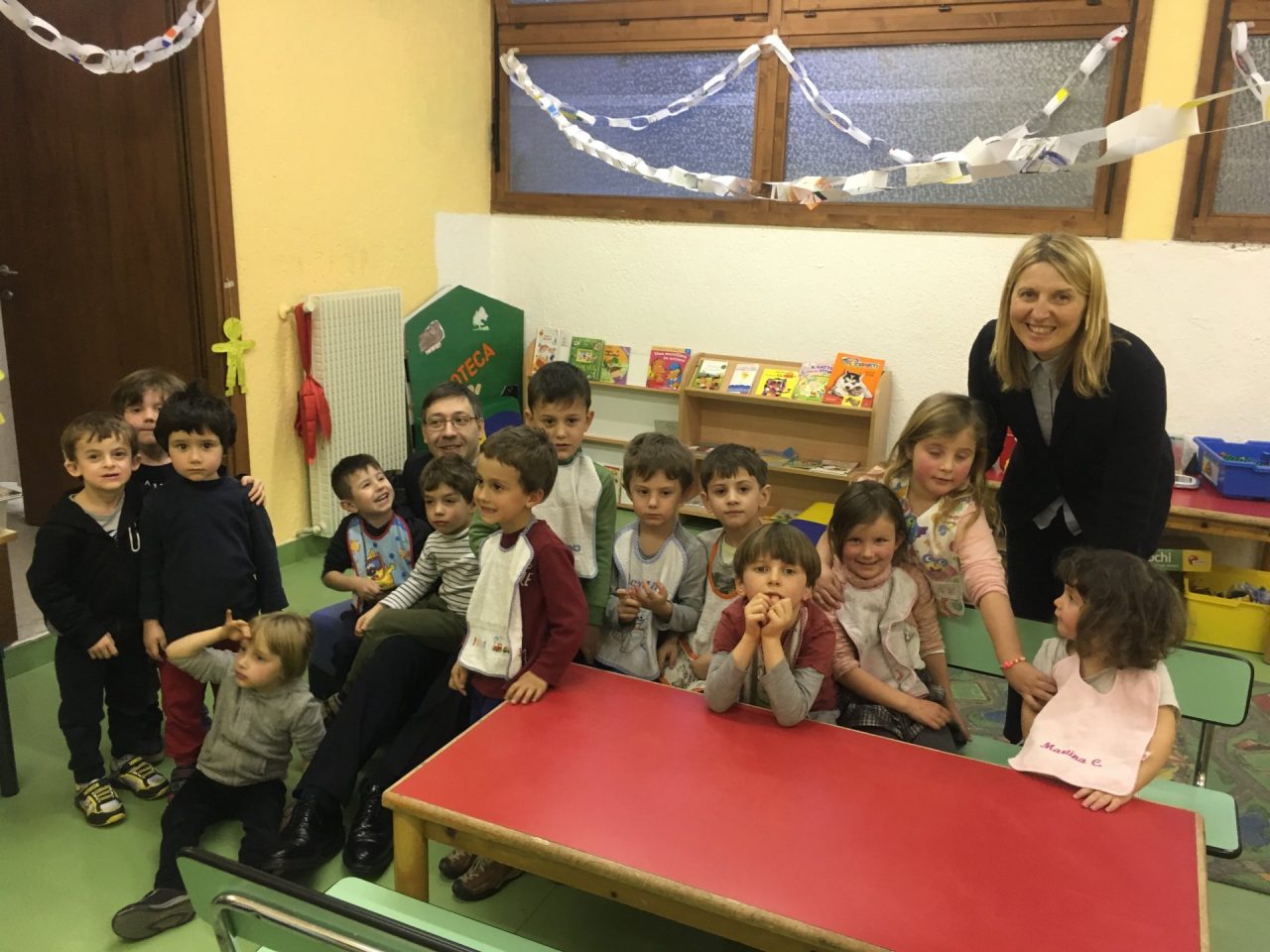 Il Dirigente Molinari in visita alla scuola di Val Masino