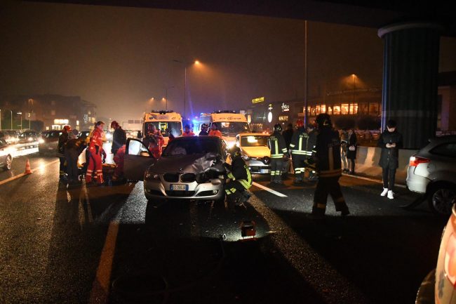 Incidente sulla Statale 36, cinque auto coinvolte VIDEO