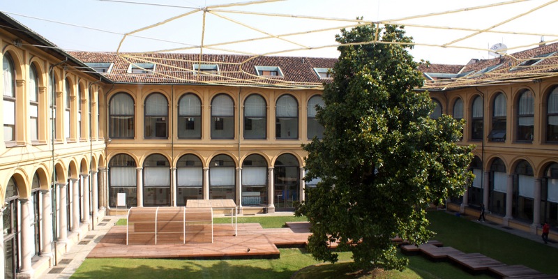 Un incontro aperto sulla Milano “non da bere”