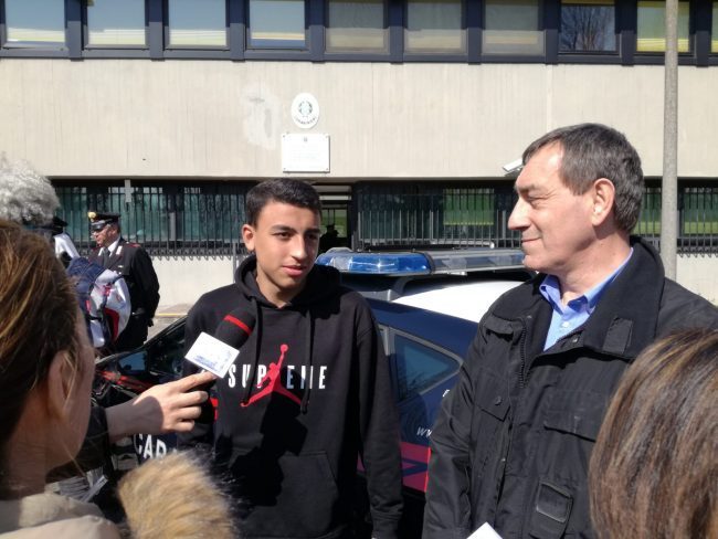 Il racconto di Ramy, ragazzo eroe del bus sequestrato