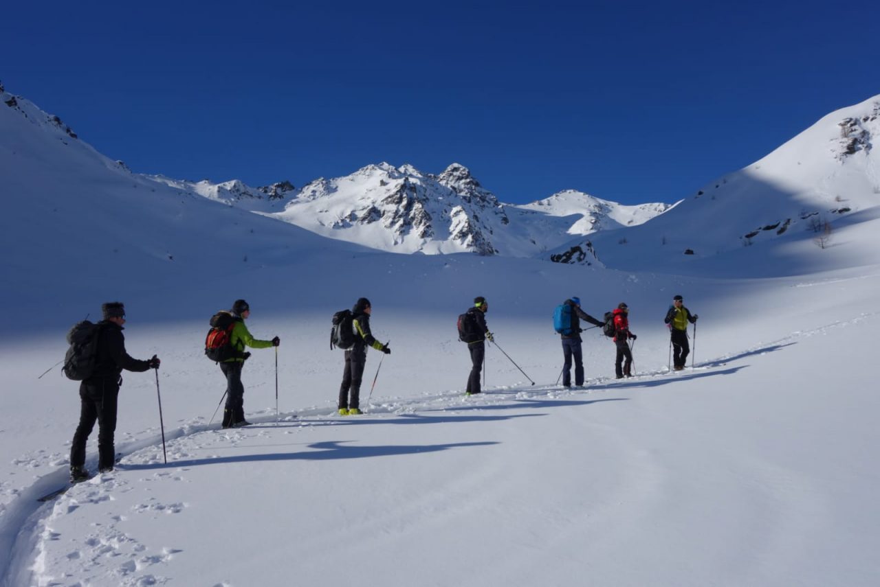 Montagna d’inverno e sci alpinismo: esercitazione in Alta Valtellina