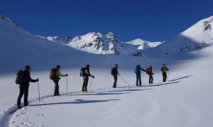 Montagna d'inverno e sci alpinismo: esercitazione in Alta Valtellina