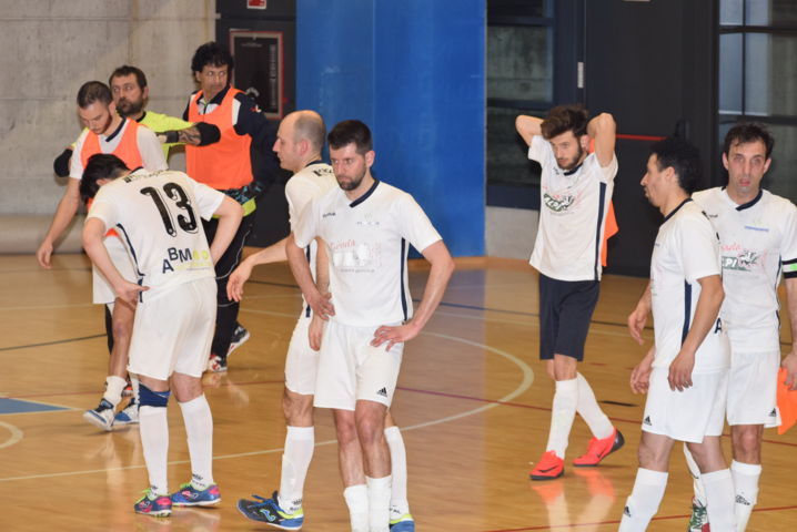 Castionetto stasera primo a scendere in campo nel calcio a 5