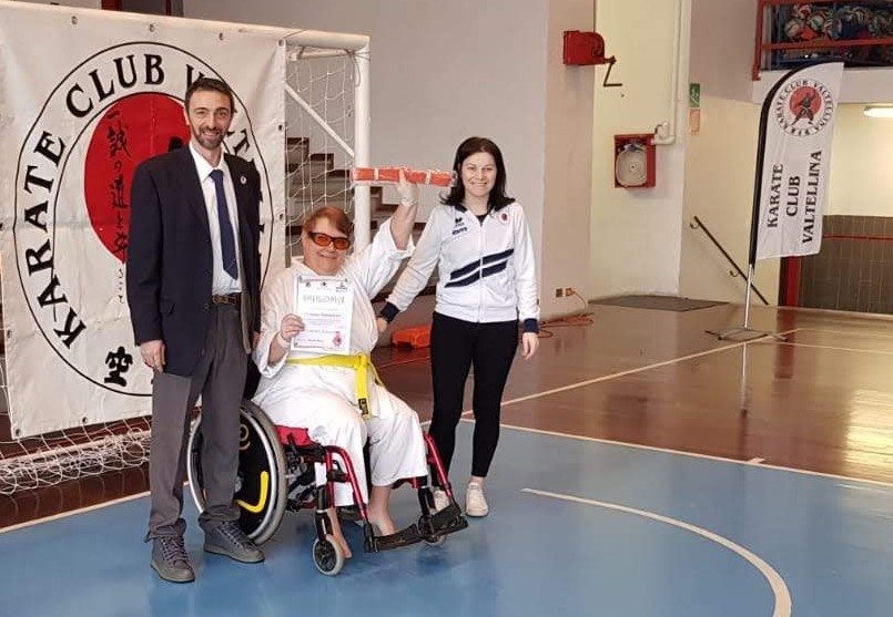 Viviana: “In sedia a rotelle mi diverto praticando karate”
