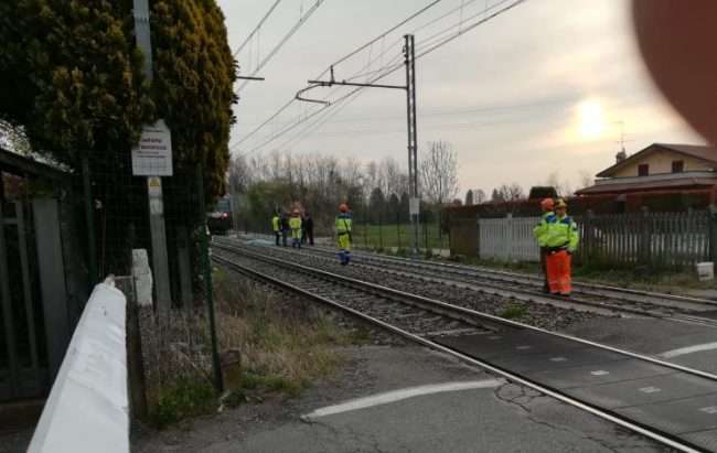 E’ morto il 45enne investito dal treno FOTO – ECCO LA SITUAZIONE DELLE LINEE