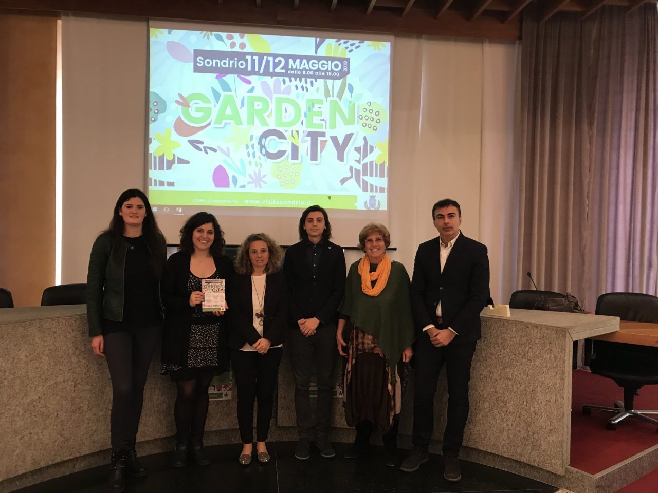 Un prato in città per festeggiare la primavera