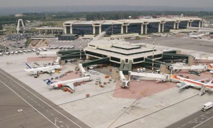 Drone non autorizzato nel cielo di Malpensa: aeroporto chiuso e voli dirottati