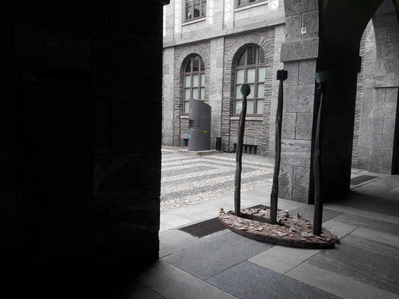 Sondrio diventa museo con la mostra di Valerio Righini