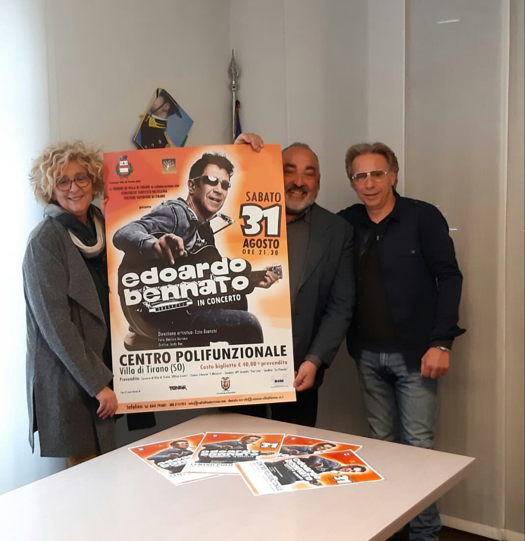 Concertoo di Edoardo Bennato a VIlla di Tirano