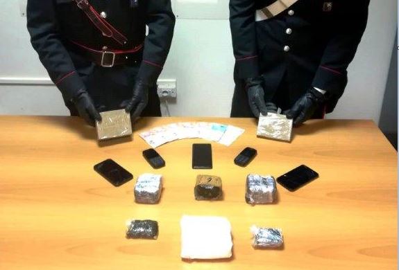 Arrestato spacciatore con droga tra le più pericolose