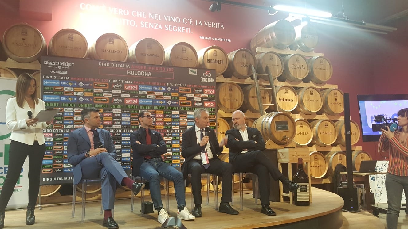 uealgiro presentazione