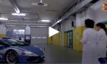 Trasporto organi da Bari a Pavia con una Lamborghini Huracan della Polizia VIDEO