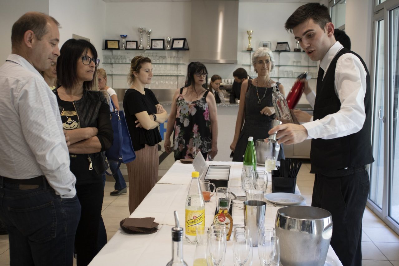 Esami finali al Pfp e la scuola diventa un… ristorante – FOTO