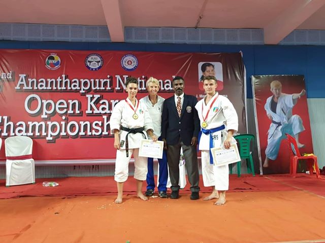 I valtellinesi Creta e Bonetti Campioni di karate in India