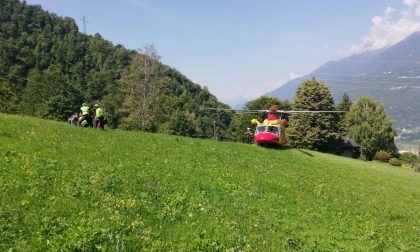 Punta da un insetto, soccorsa in quota con l'elicottero