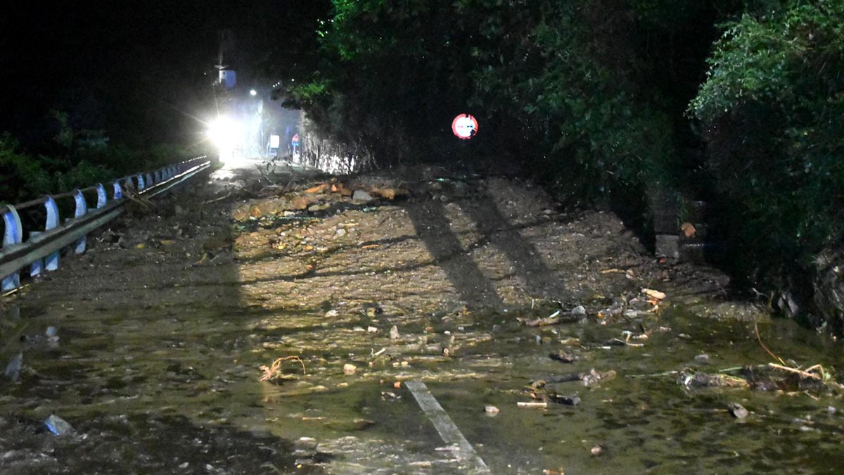 Frana tra Bellano e Dervio, nubifragio in Valsassina DIRETTA