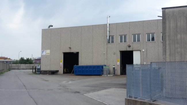 Spari in azienda: mercoledì di paura a Erba