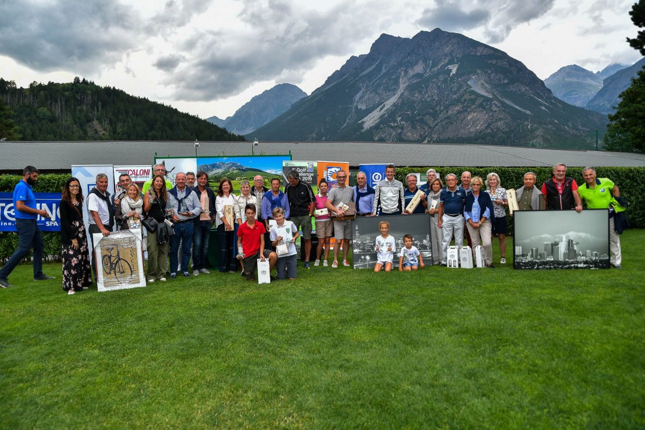 Sport, relax e solidarietà  al Golf Club di Bormio FOTO