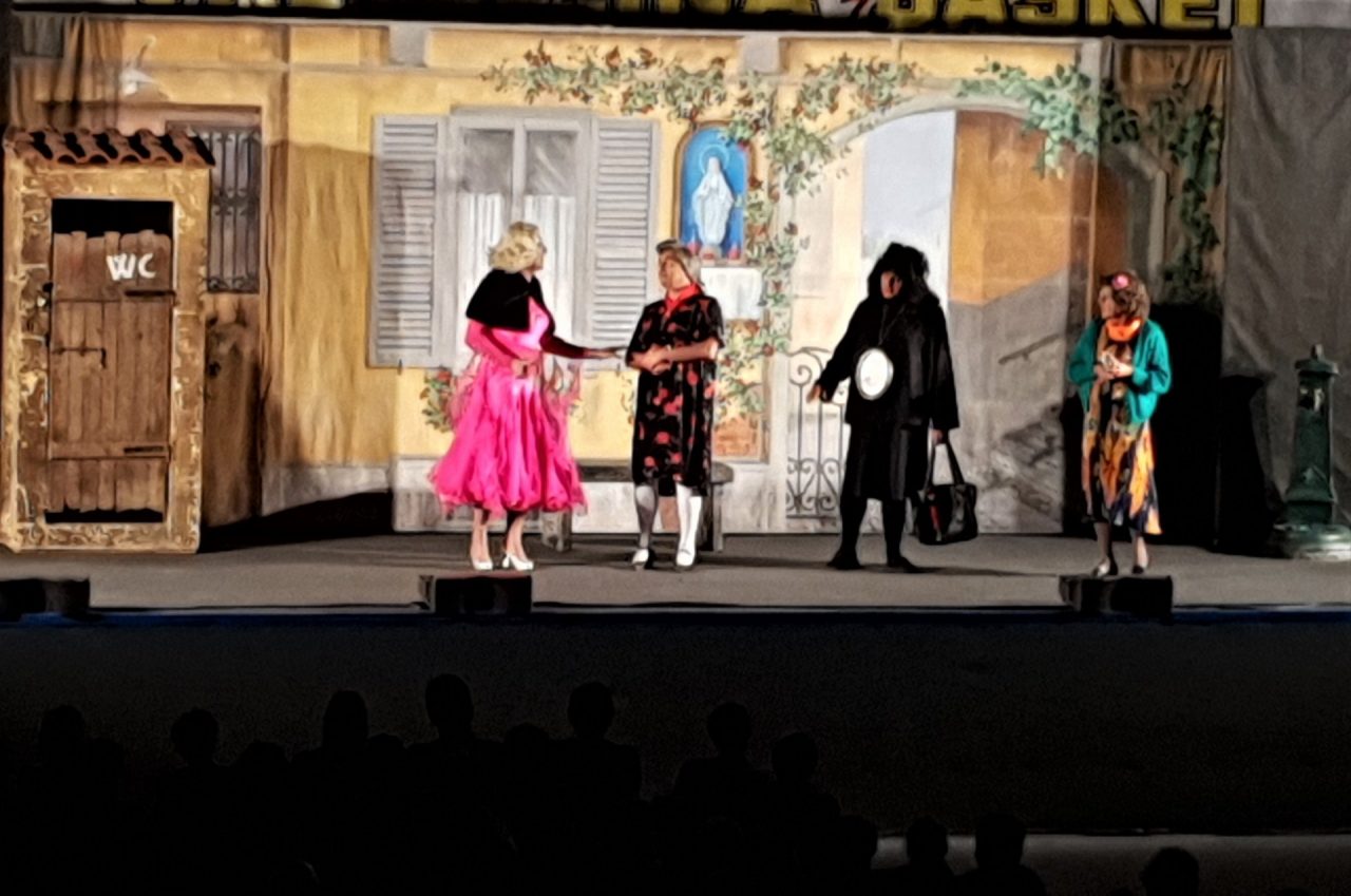 Tante risate e applausi per i Legnanesi a Bormio VIDEO