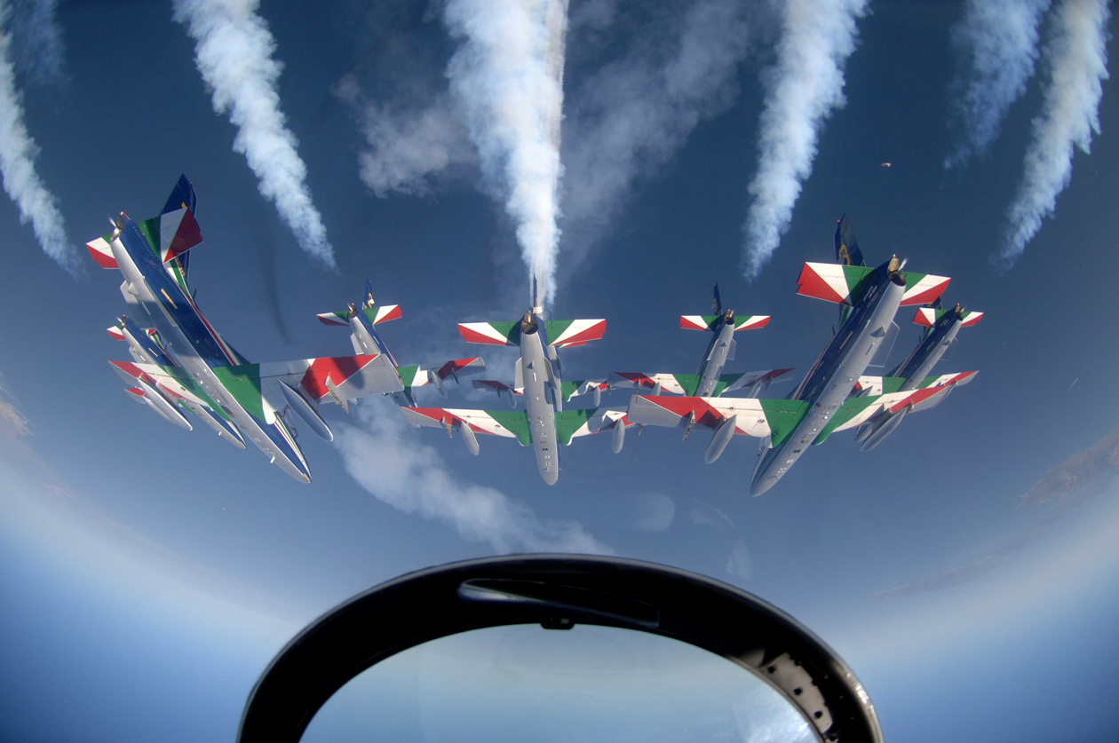 Arrivano le Frecce Tricolori sul Lago: attenzione a strade provinciali chiuse, sensi unici e divieti di sosta