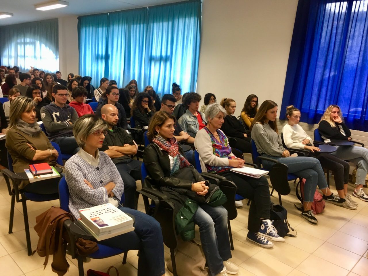 Giornata Europea delle Lingue, Jim Mc Cue parla agli studenti