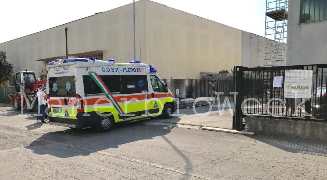 Precipita sul lavoro, deceduto un uomo