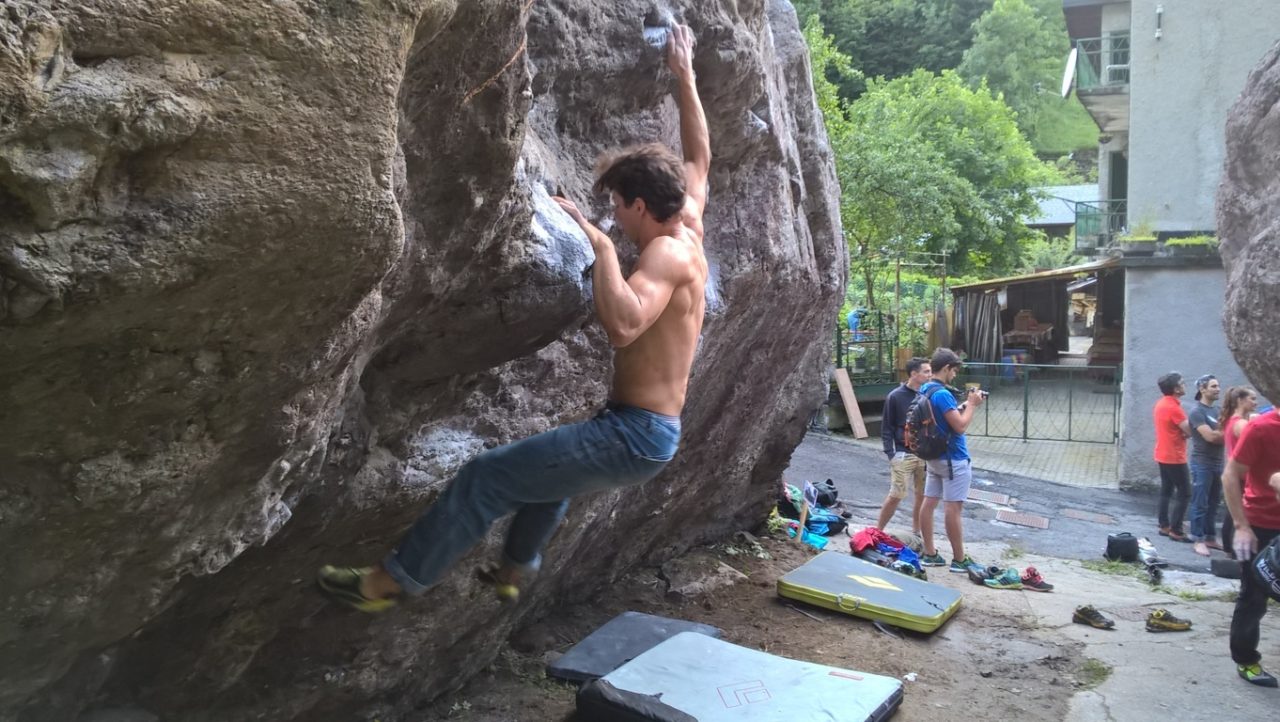 Nuova segnaletica per i climber a Gerola Alta
