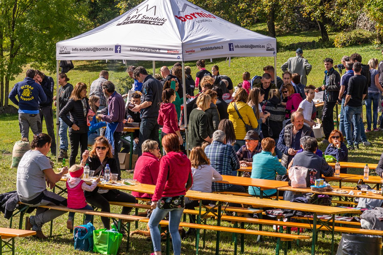 Il Samichêl (autunno) a Sondalo vuol dire castagnata