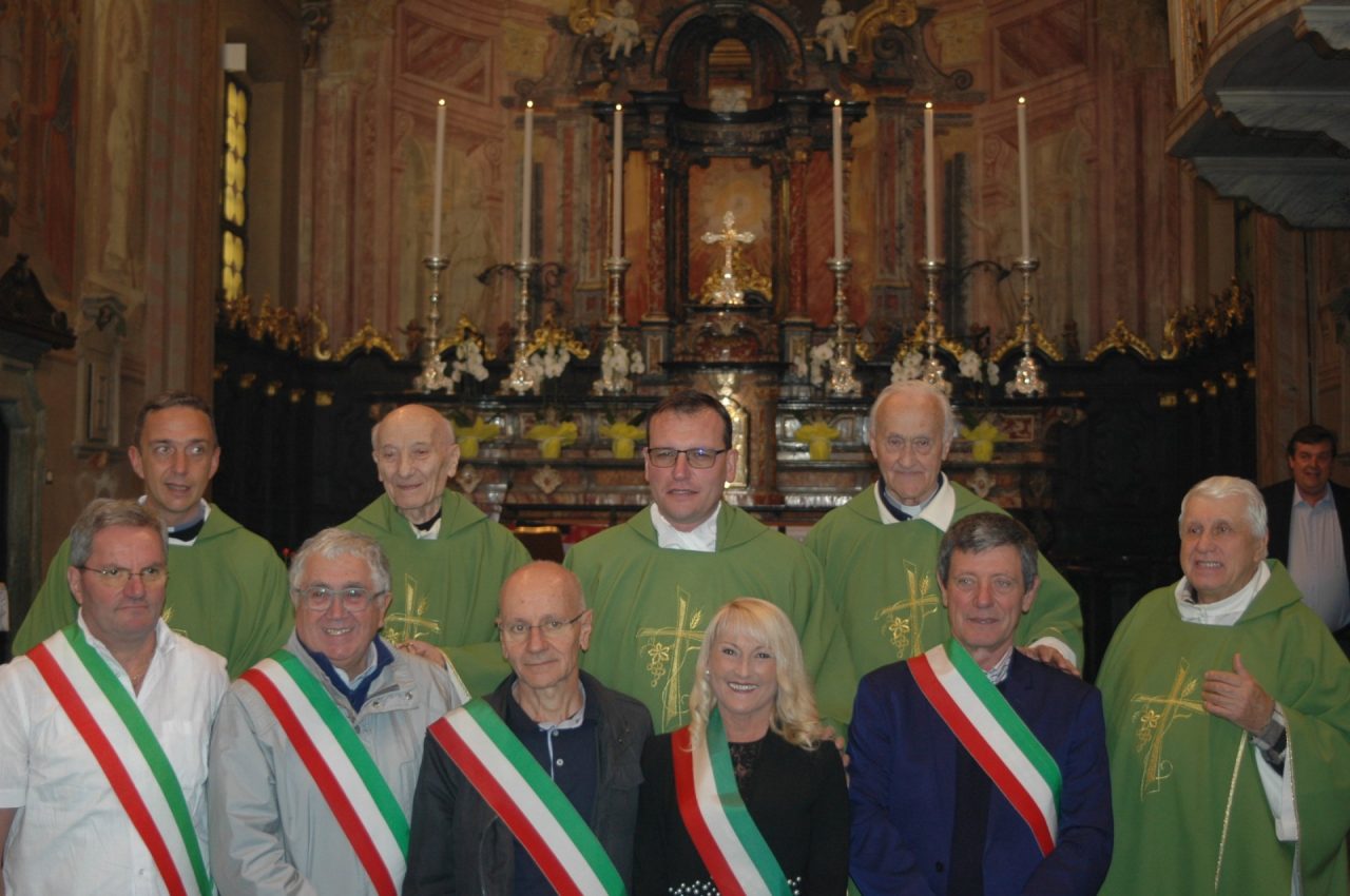 Festa grande per don Gianluca