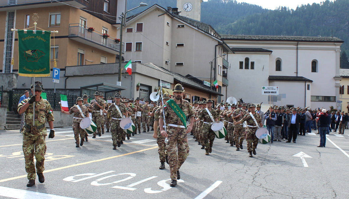 L’orgoglio alpino invade Caspoggio