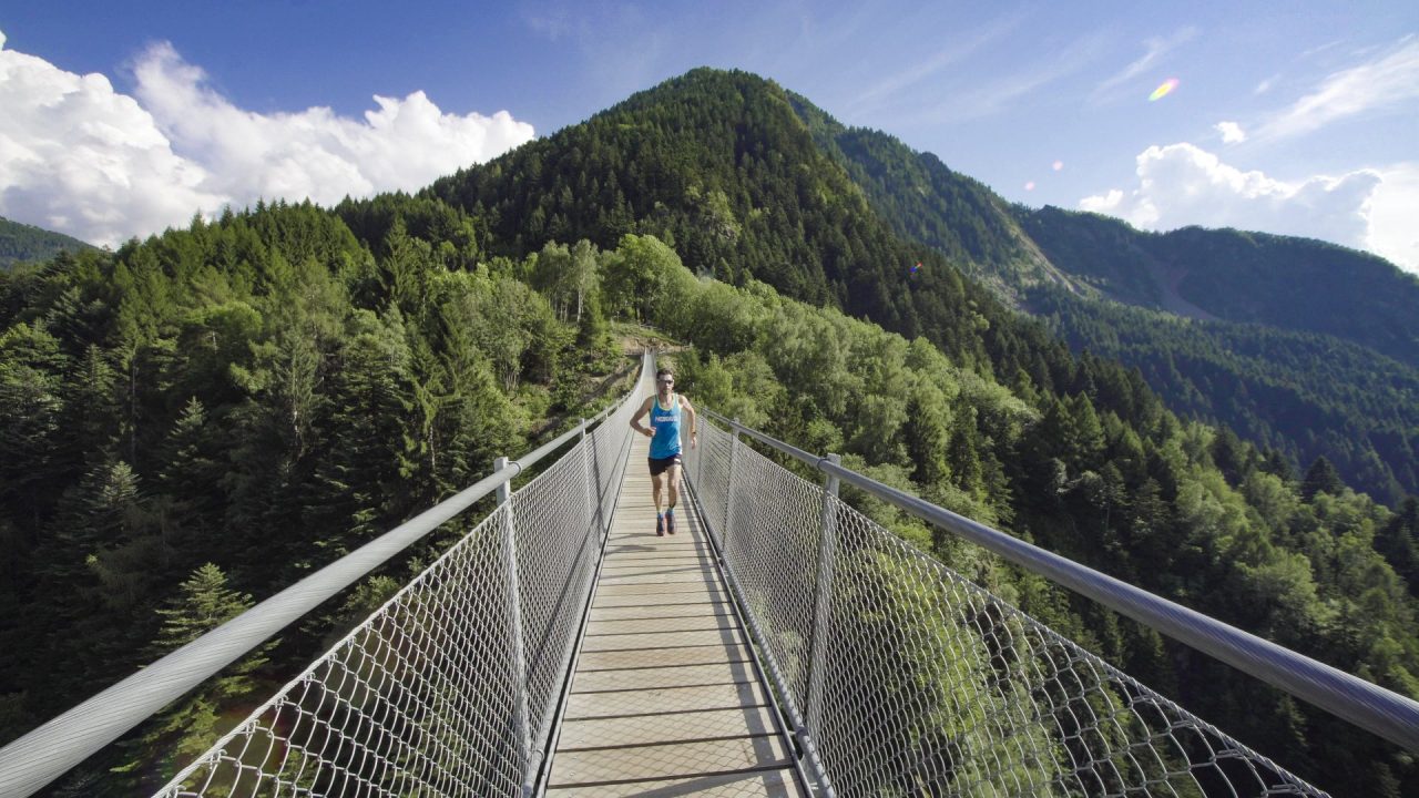 Il ponte nel cielo diventa anche una corsa