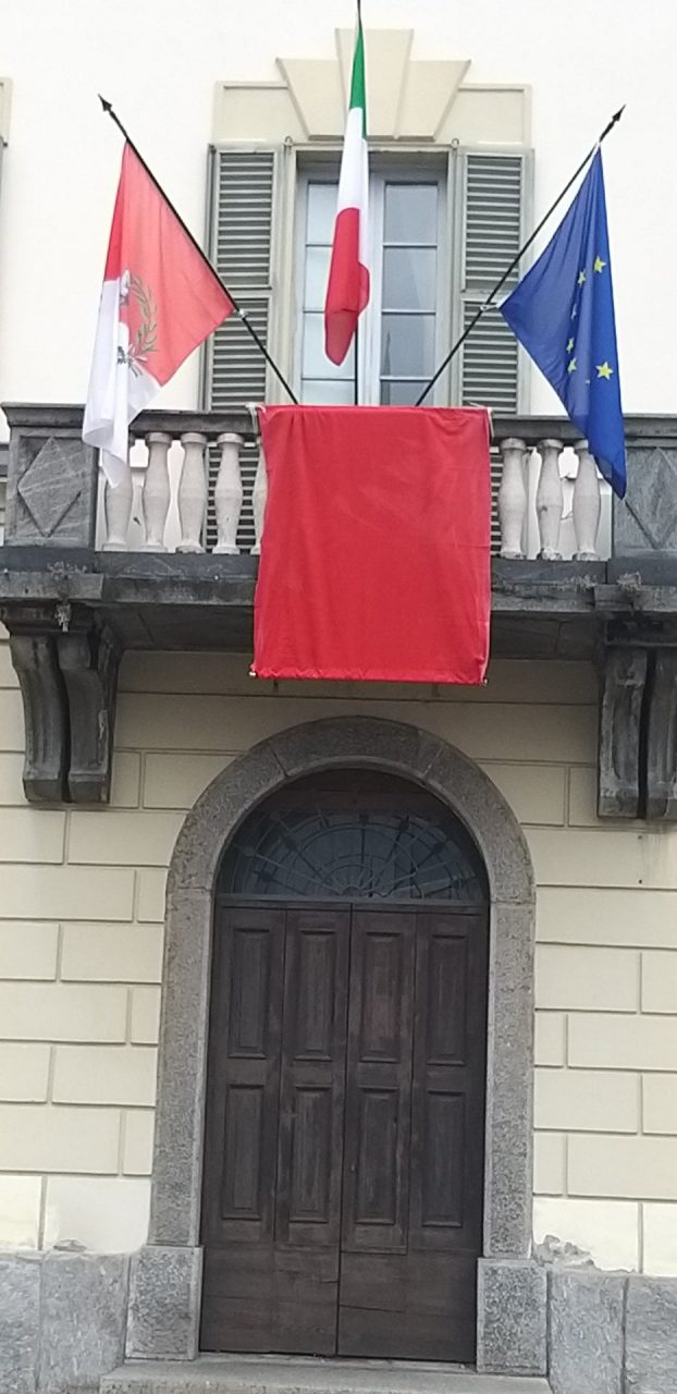 Drappo contro la violenza