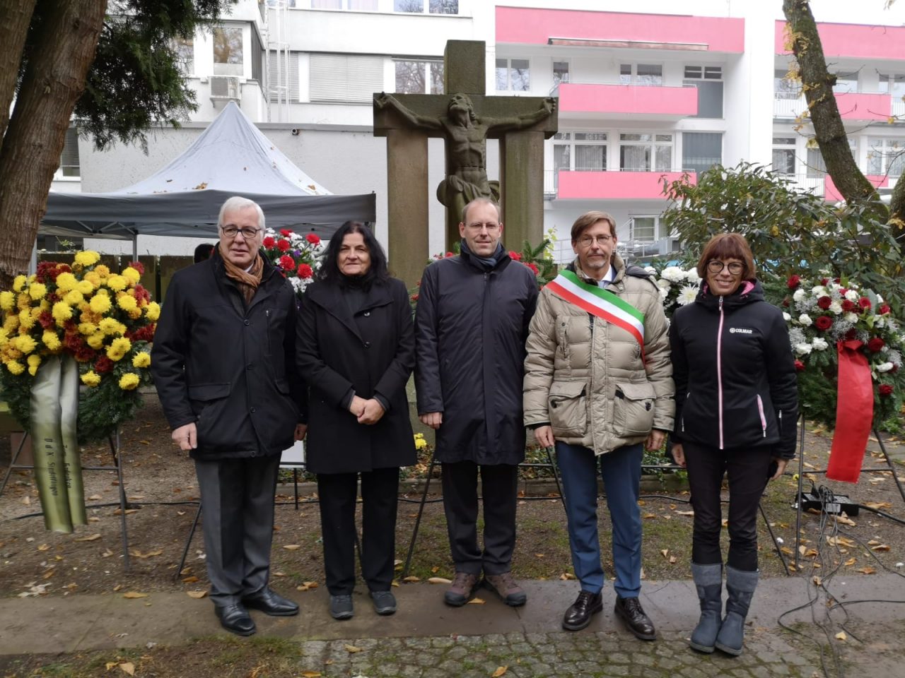 Vittime delle guerre, una delegazione di Sondrio a Sindelfingen – FOTO