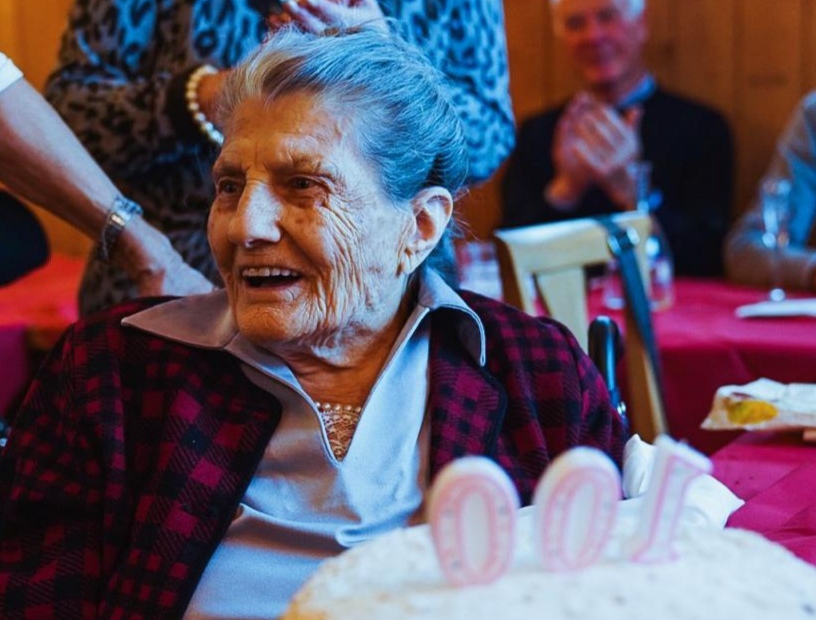 Alma compie 100 anni, auguri da tutta la città
