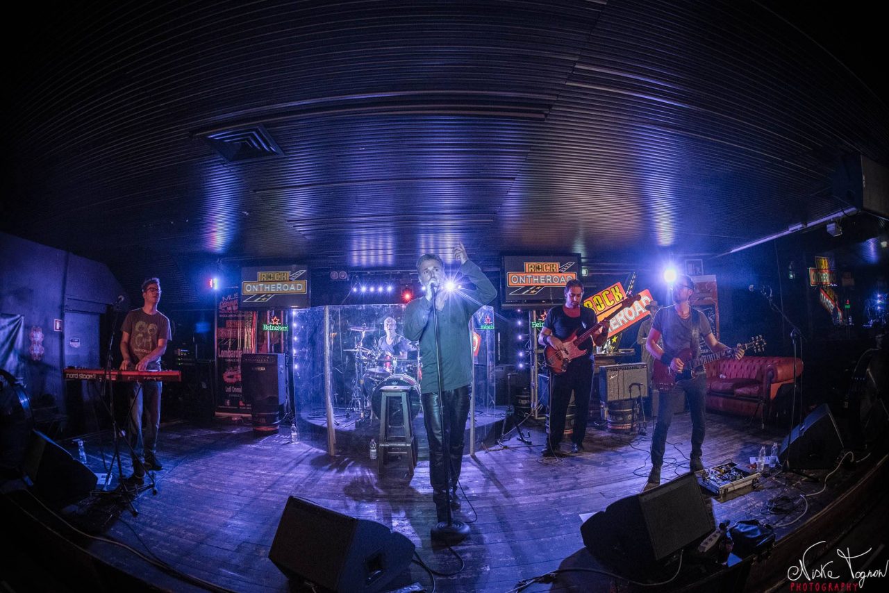 B.EST Tribute Night per omaggiare tre icone del rock