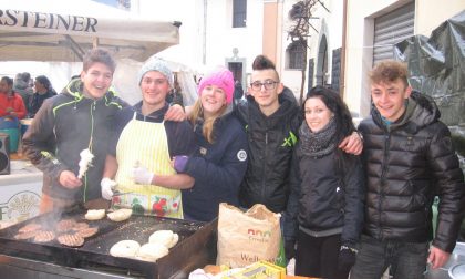 Il successo dei mercatini natalizi a Mazzo