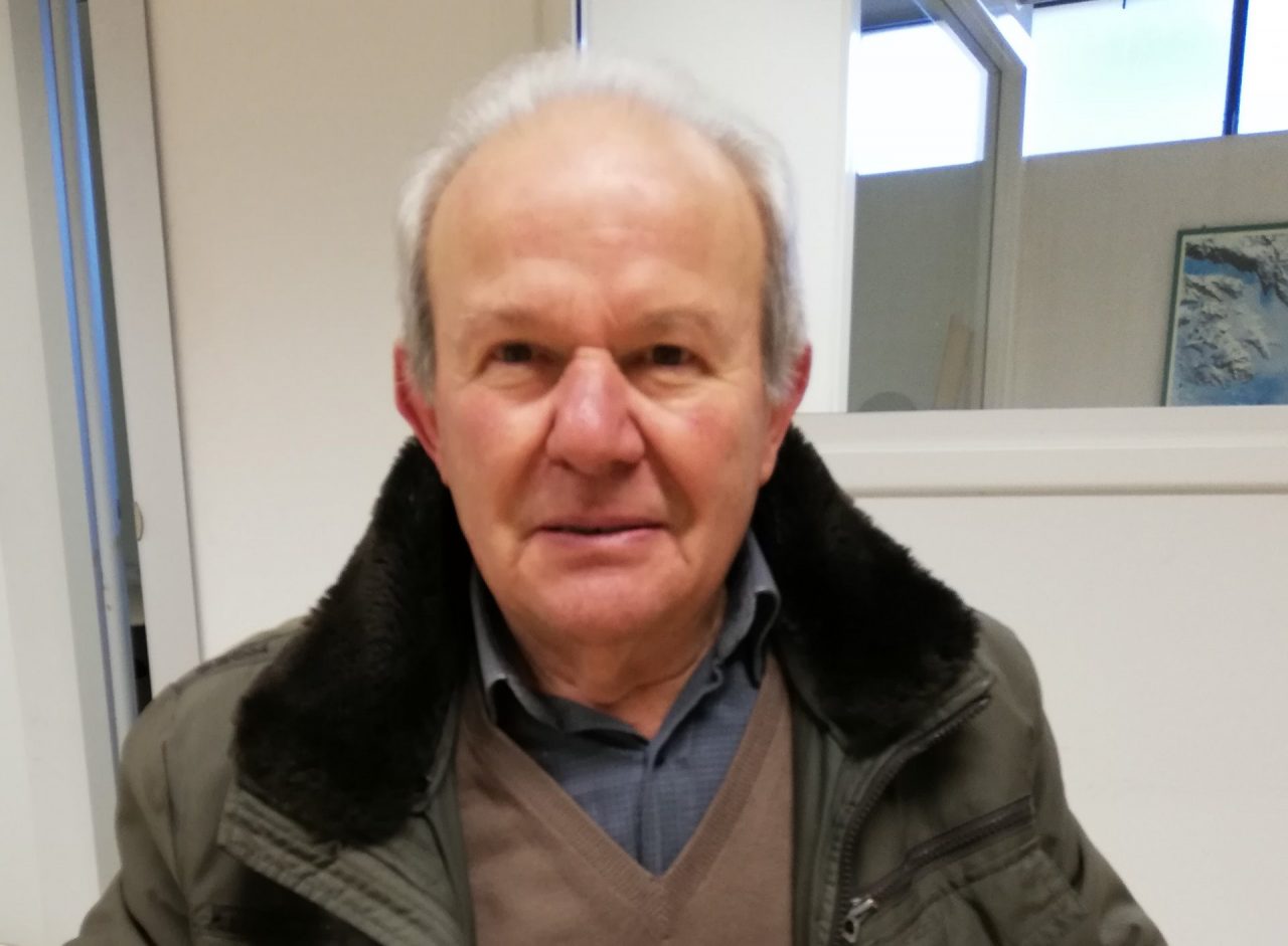 L’Inps gli chiede di trovare i colleghi del 1966 e quando lui riesce a scovarli non ci… crede
