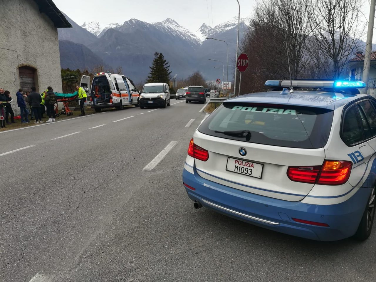 Incidente sulla Statale 36, 14enne in ospedale