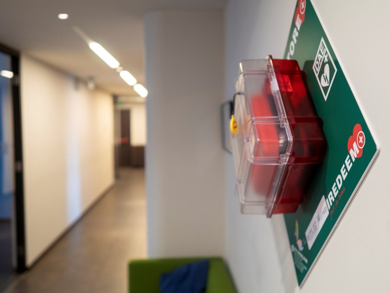Defibrillatori semiautomatici acquistati dal Comune di Sondrio grazie alla donazione in memoria di due sondriesi